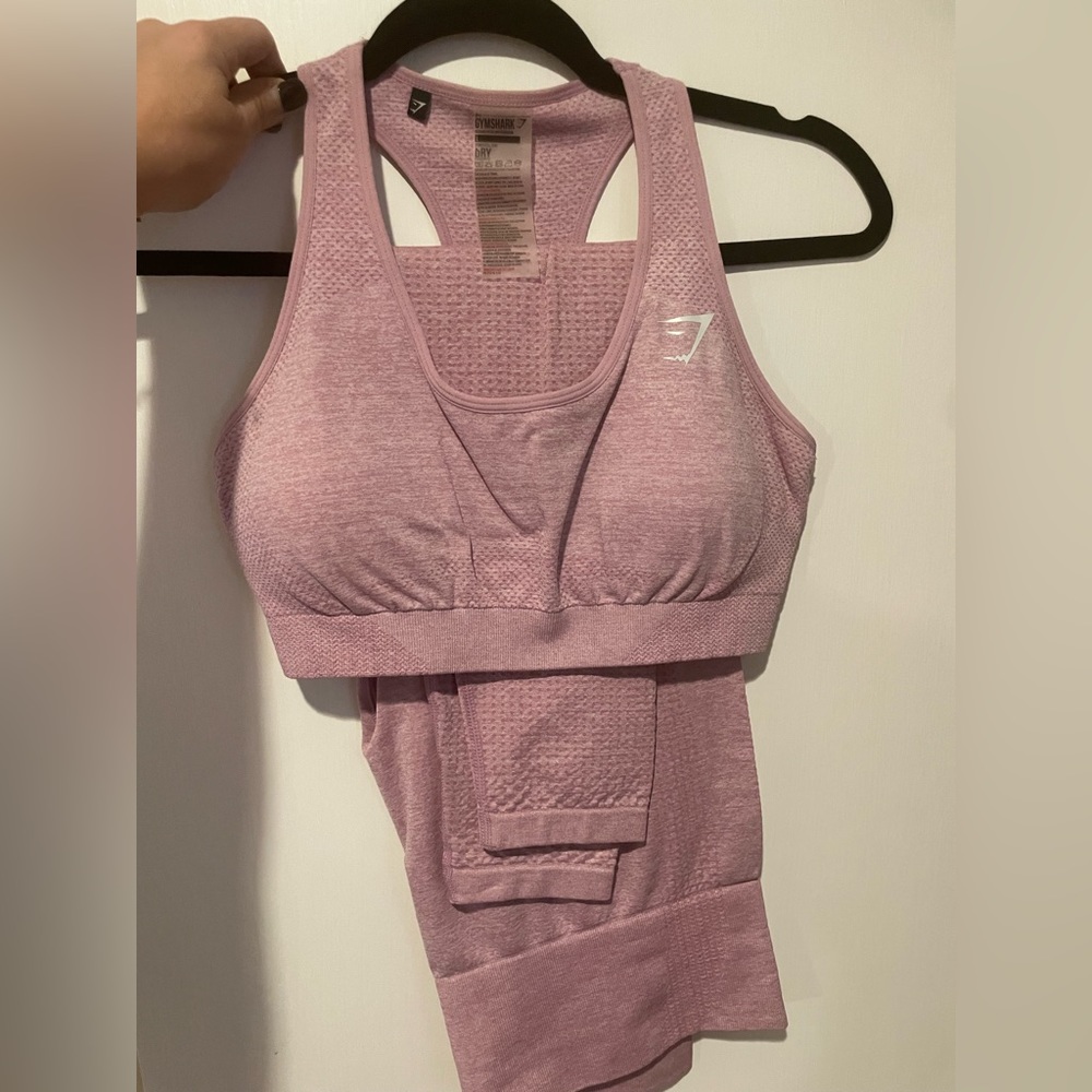 Gymshark vital pink L set